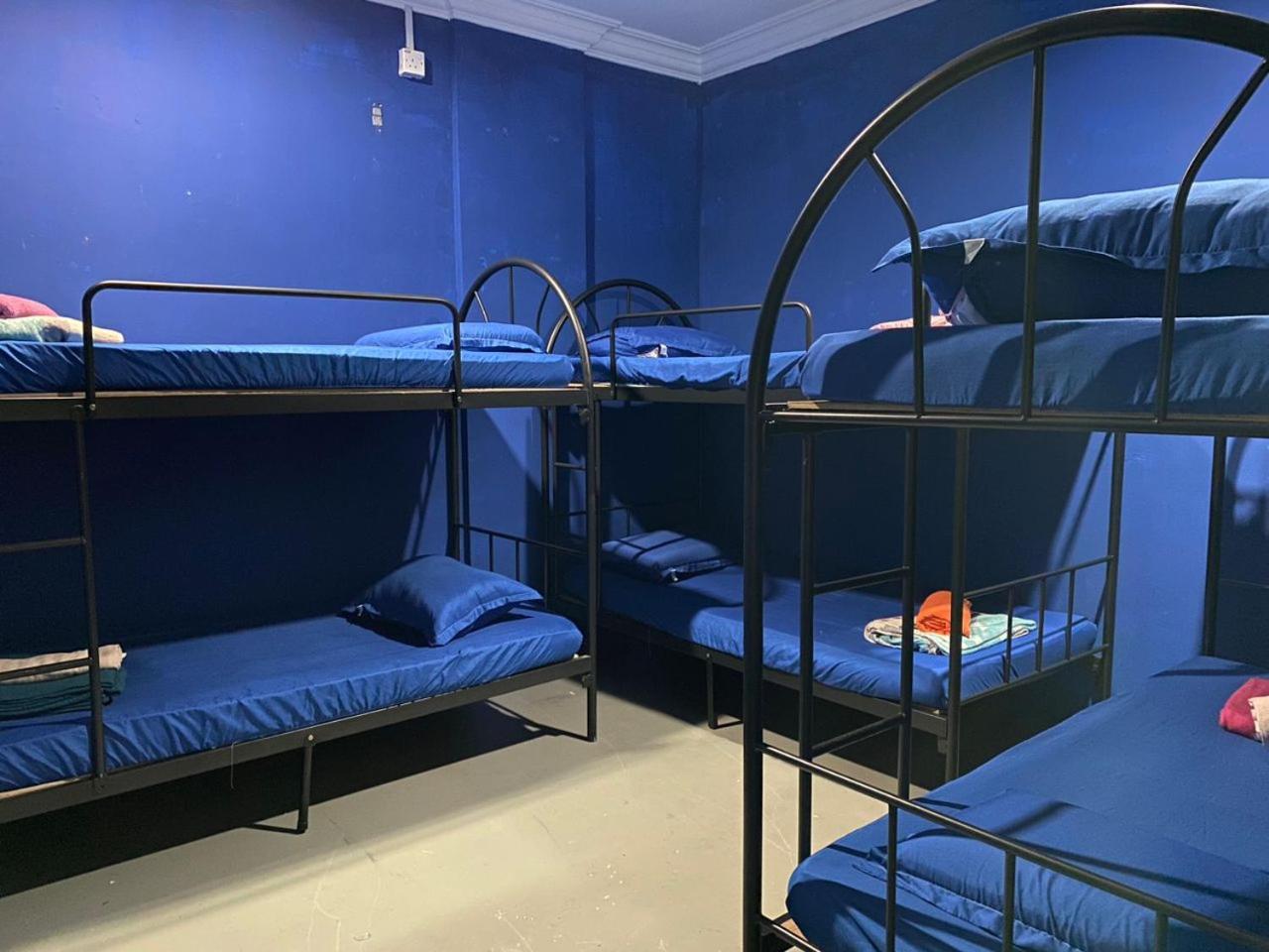 Capsule Inn Kota Kinabalu Eksteriør bilde